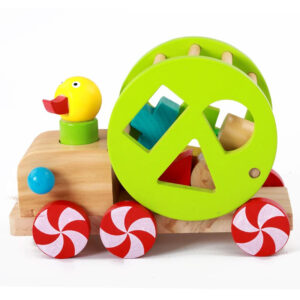 Jucarie de tras, Ratusca cu forme geometrice, Montessori din lemn