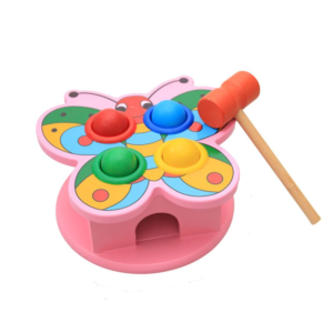 Jucarie de indemanare din lemn cu ciocan si bile – fluturas