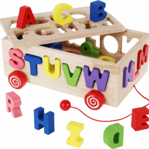Jucarie de tras din lemn cu litere forma de Camion, Alfabet